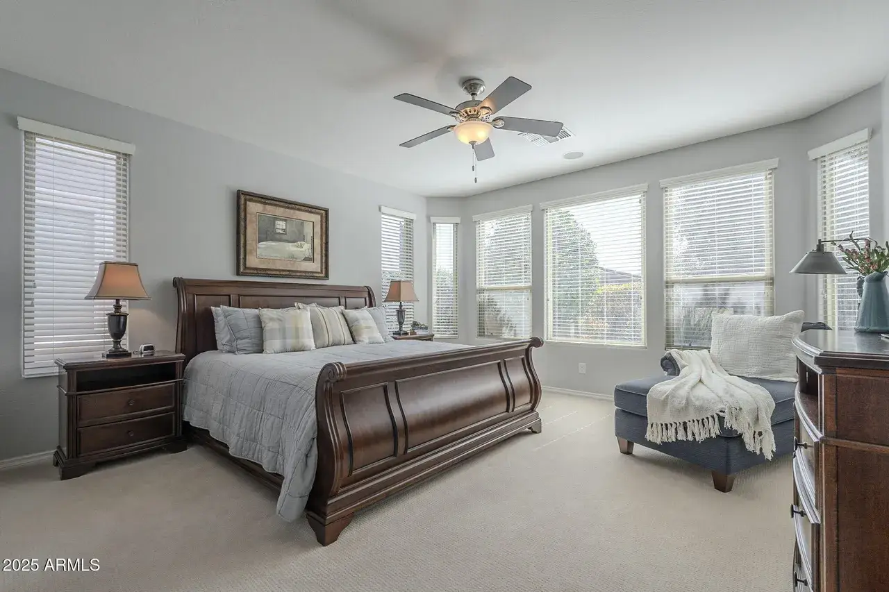 Beautiful Fully Furnished Encanterra House